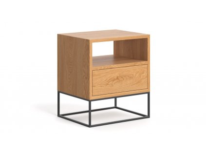 Moderní noční stolek z masivního dubového dřeva na bílém pozadí, boční pohled.